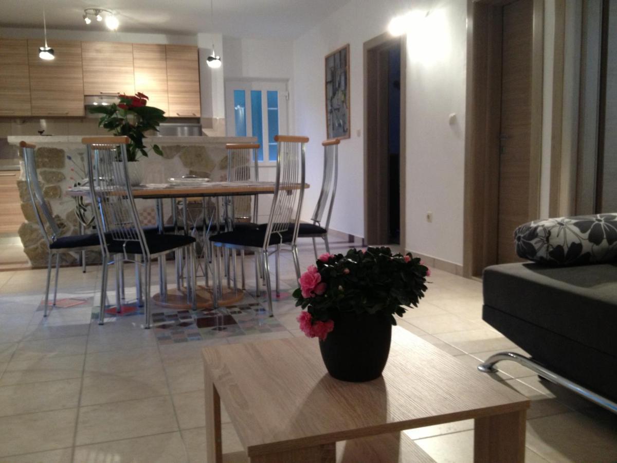 Kuca Za Odmor Maka Villa Kucice Luaran gambar